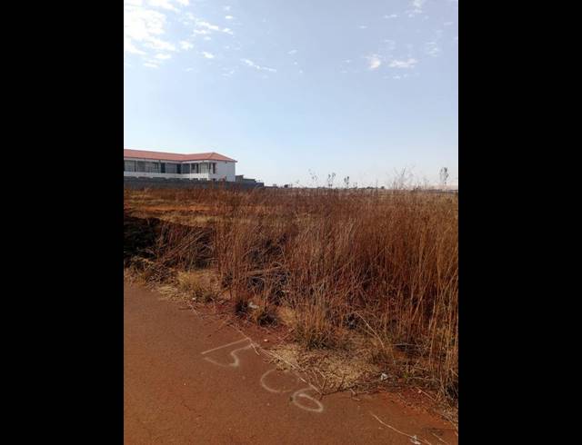 LAND FOR SALE IN VILLA LIZA